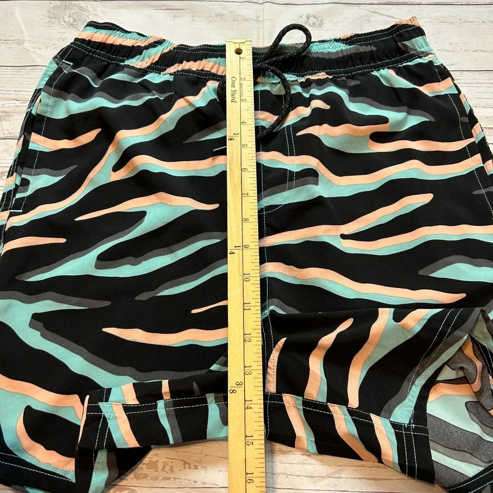 Neff Multi‎ Colored Zebra Stripes Swim Trunks Board Shorts Youth Boys Size Large